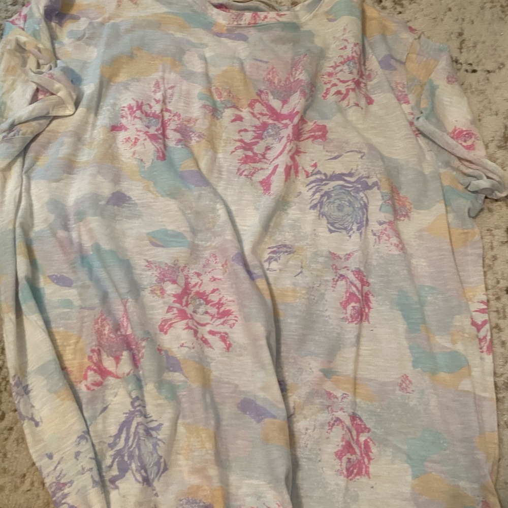 Host Pick(Last)💗🤍Hawaiian tropic FLoral top - Picture 6 of 7